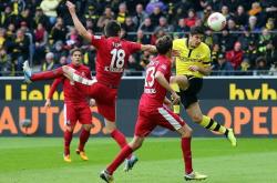 IM电竞平台 -包含门兴格拉德巴赫迎意甲关键赛，冲刺阶段战术微调，更衣室稳定，阵容厚度经受考验的词条