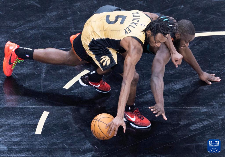 包含赛地聚焦——NBA常规赛清晨热度飙升；塞维利亚回应争议；管理层满意；身体对抗强度拉满的词条